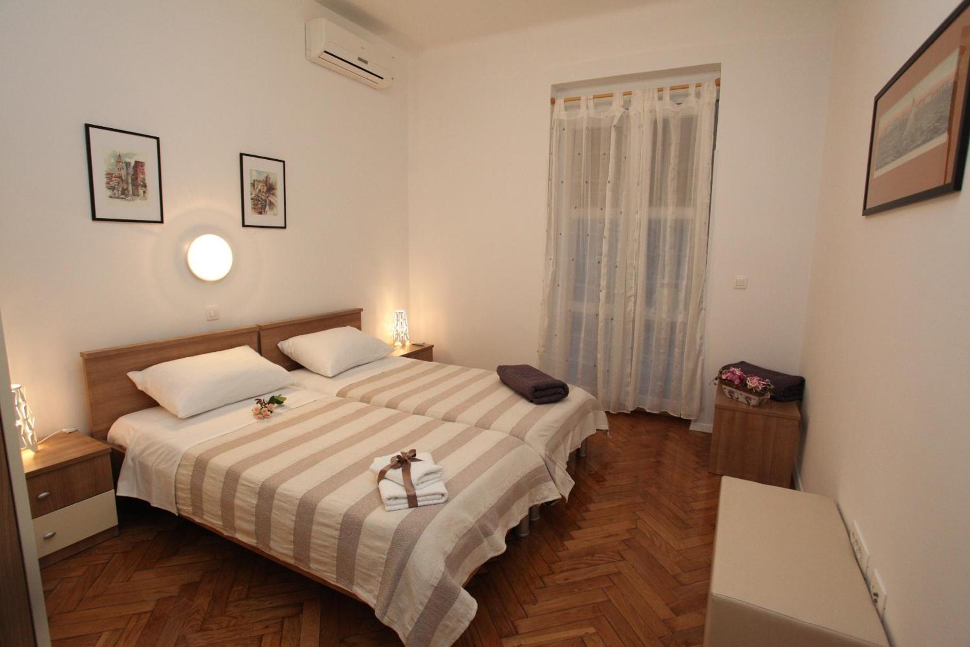 Vincent Apt. In Old Town Centre Zadar Zimmer foto